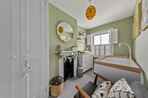 Bedroom- click for photo gallery